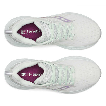 Women's Saucony Triumph 22 running shoe