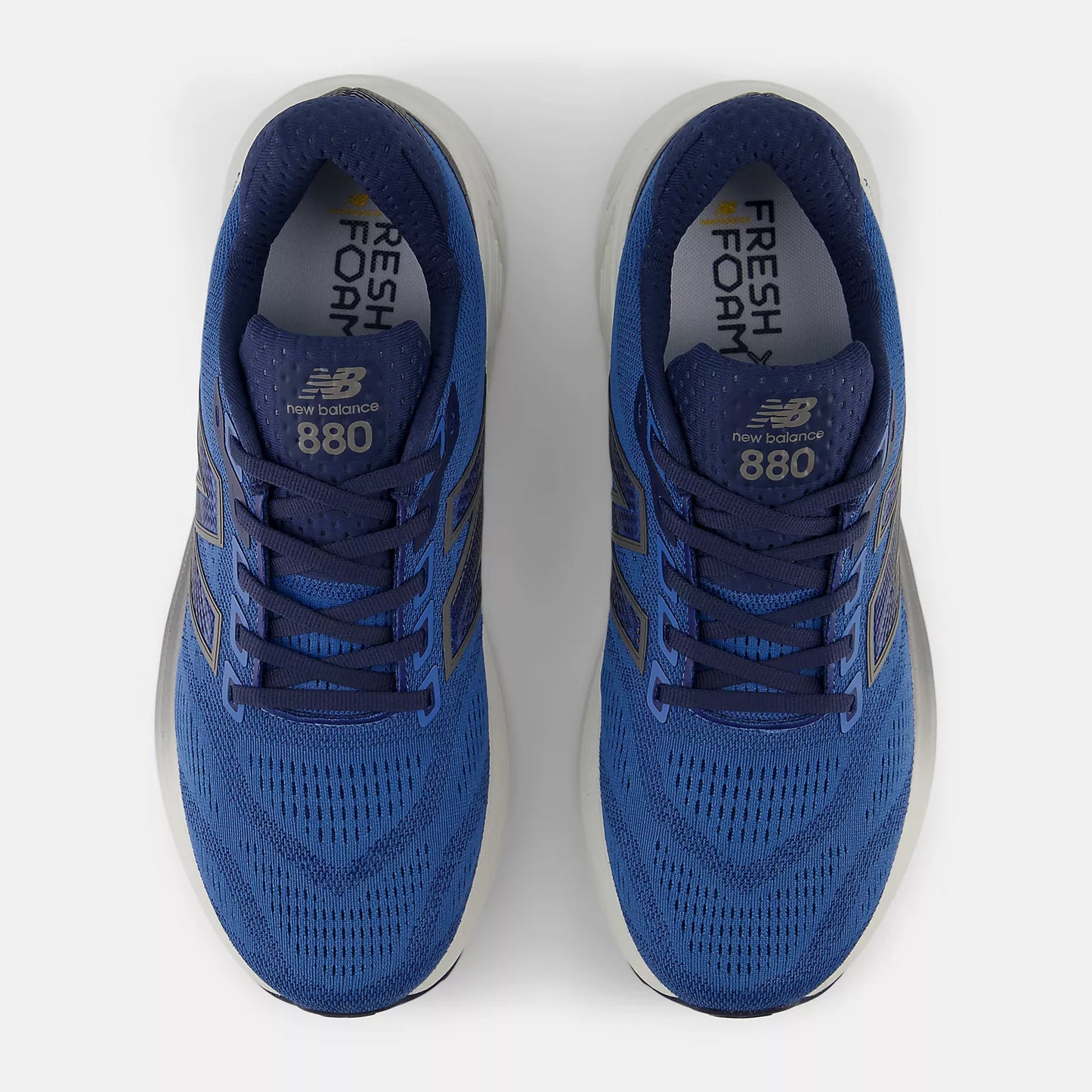 New Balance 880v15